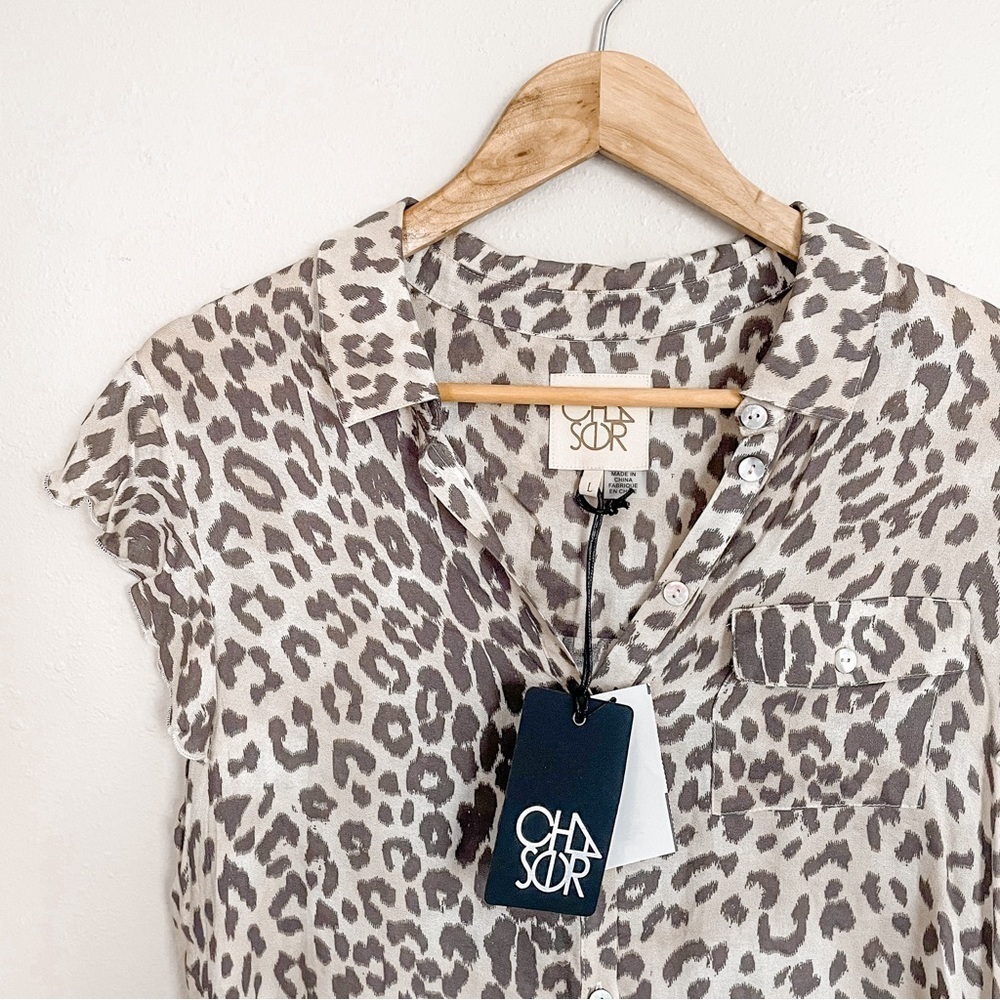 Chaser | NWT‎ Flutter Sleeve Boho Leopard Print Button Down Top - Picture 2 of 12